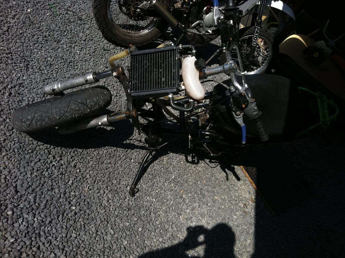 Yamaha aerox (solgt) billede 2