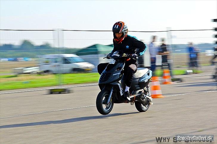 Aprilia sonic LC DK'S 2 Hurtigste scooter 2011 - Lillebror der sprinter på sonic'en til dhs billede 9