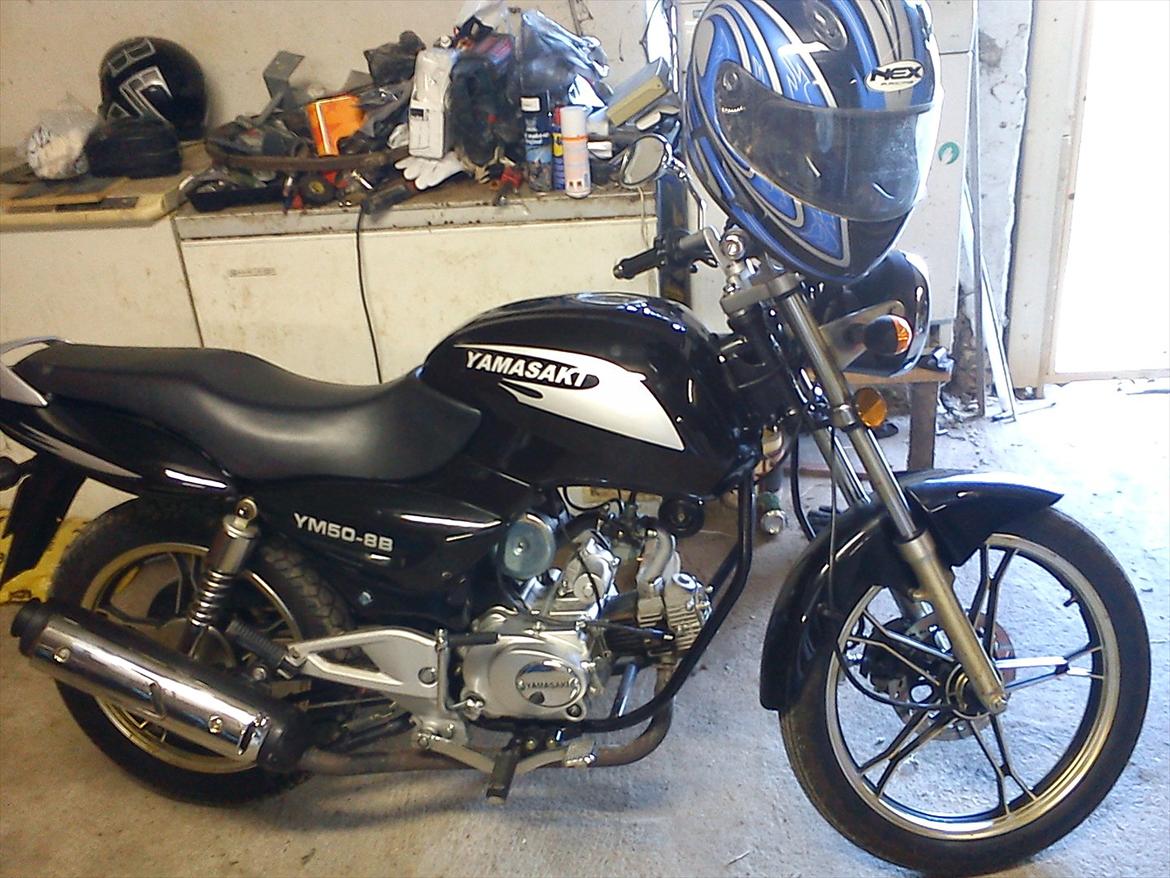 Yamasaki YM50-8b       [tidl. knallert] - min knallert billede 1