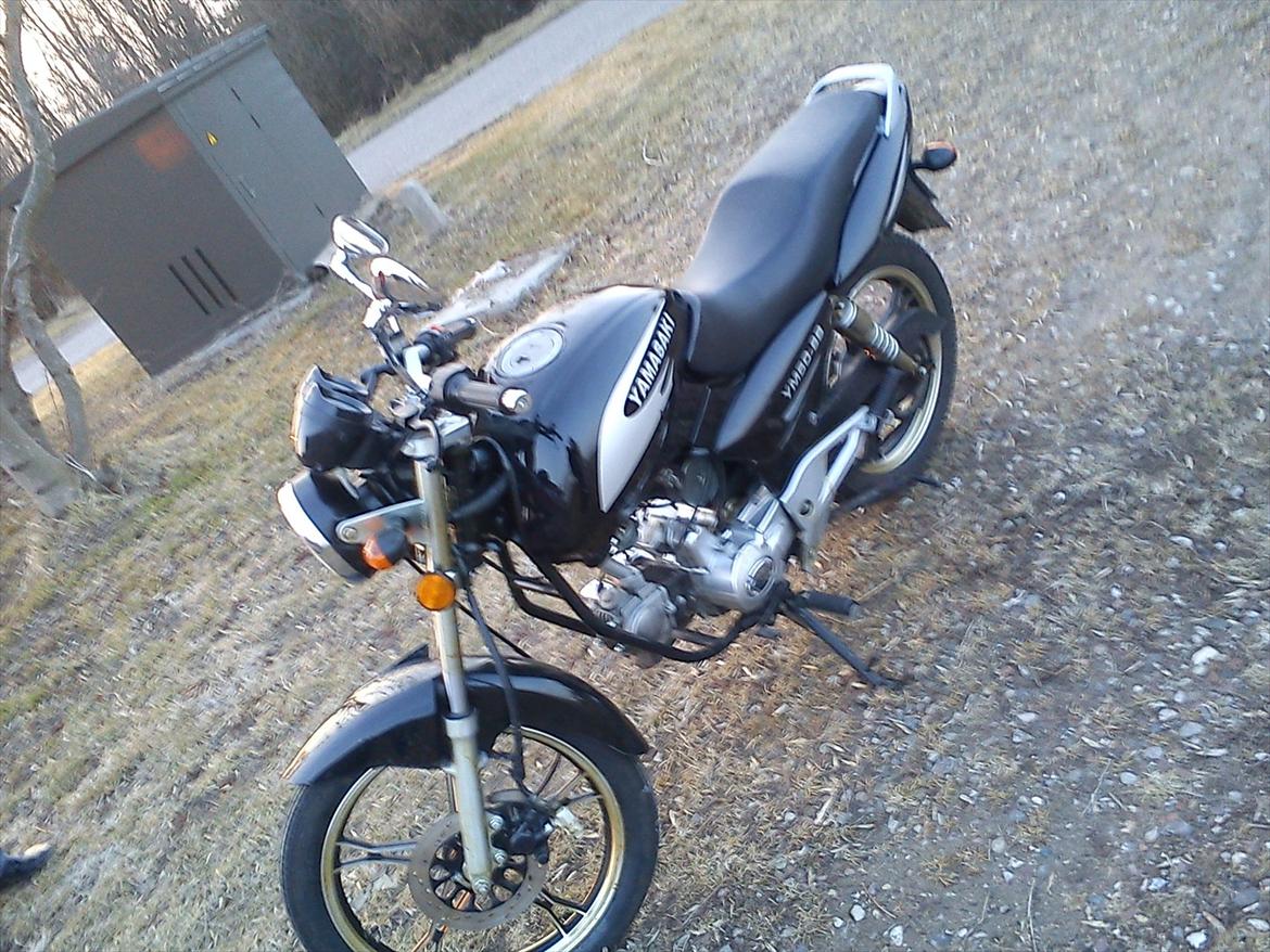 Yamasaki YM50-8b       [tidl. knallert] billede 3