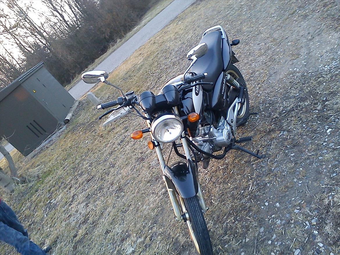 Yamasaki YM50-8b       [tidl. knallert] billede 4