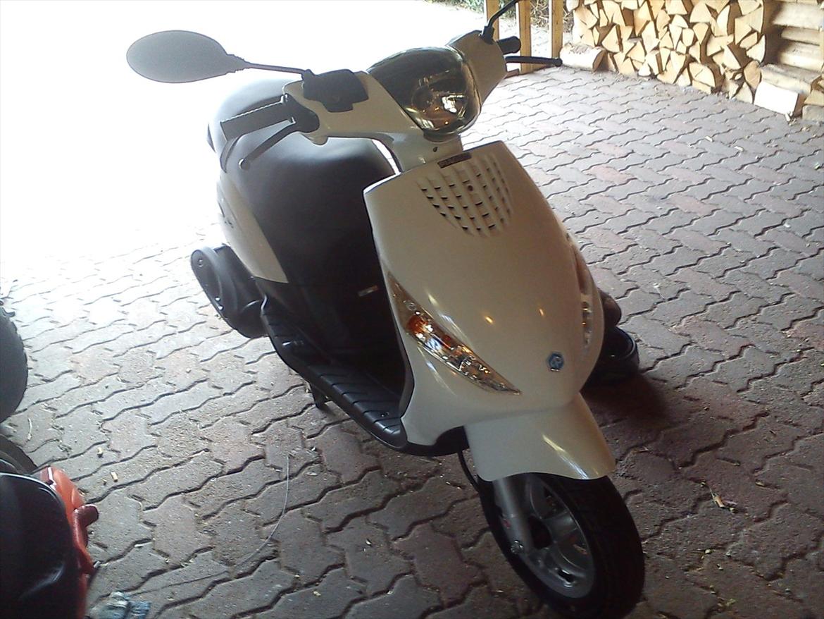 Piaggio new zip 4t billede 4