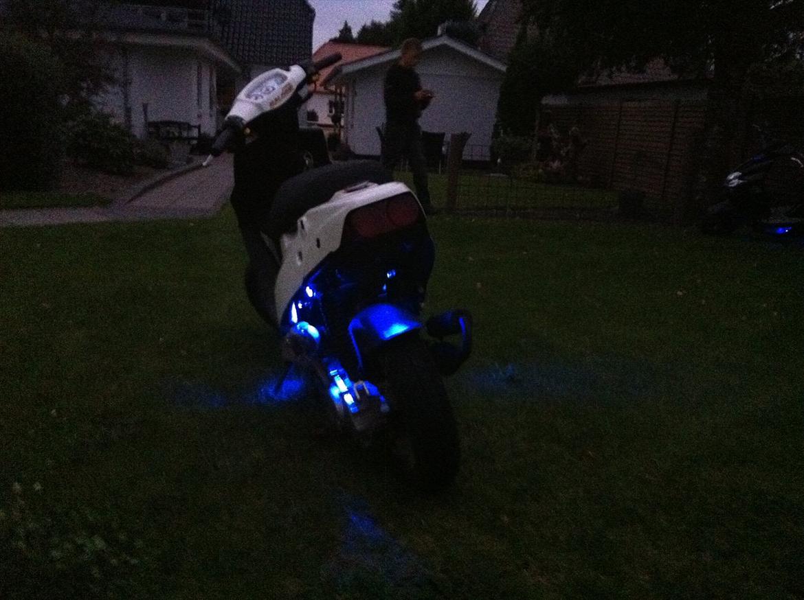 PGO hot 50 væk billede 11