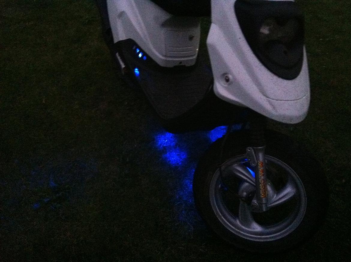 PGO hot 50 væk billede 15