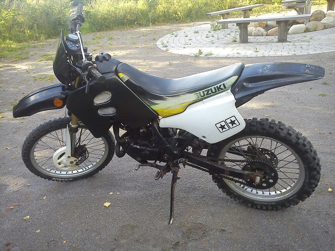 Suzuki RMX billede 5