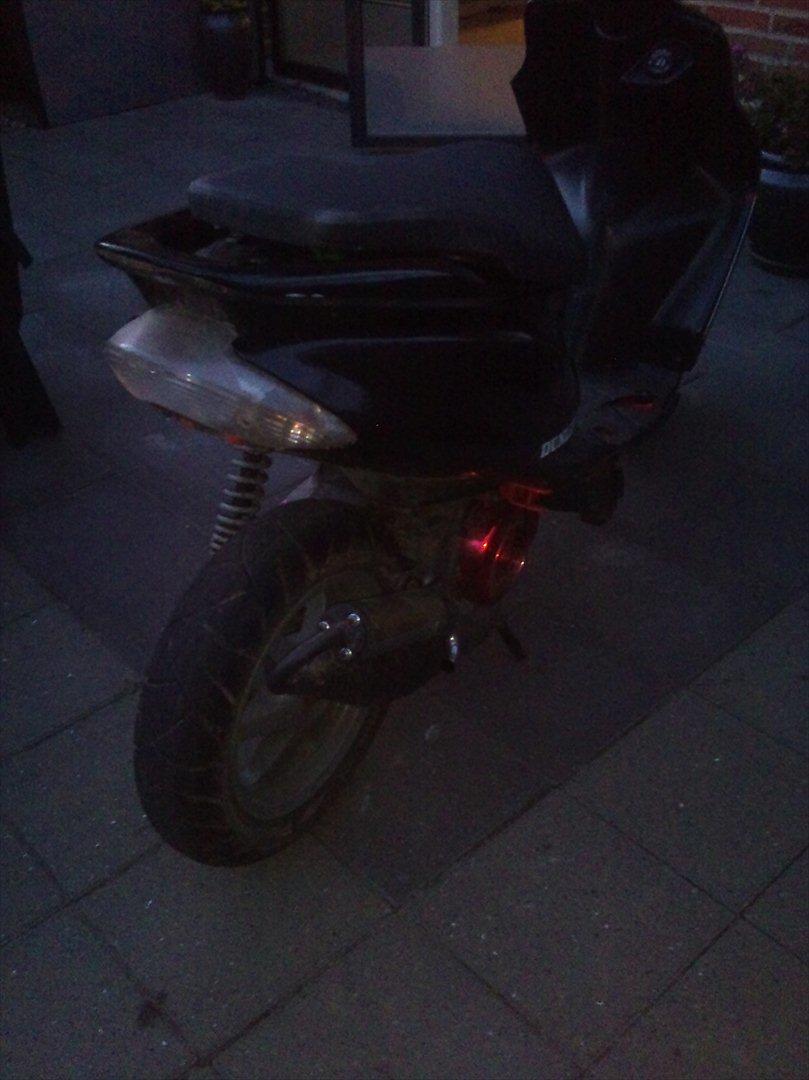 Yamaha jog r billede 15