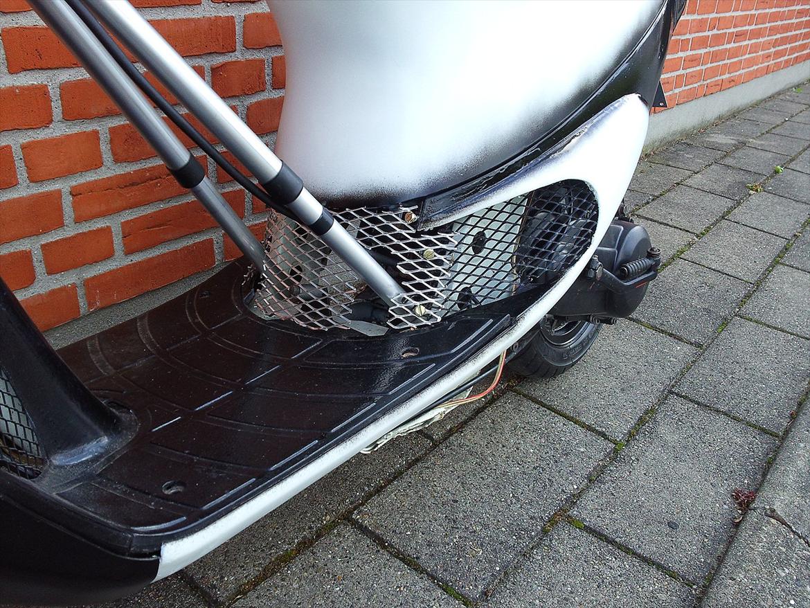 Piaggio Zip gl | Black / White billede 6