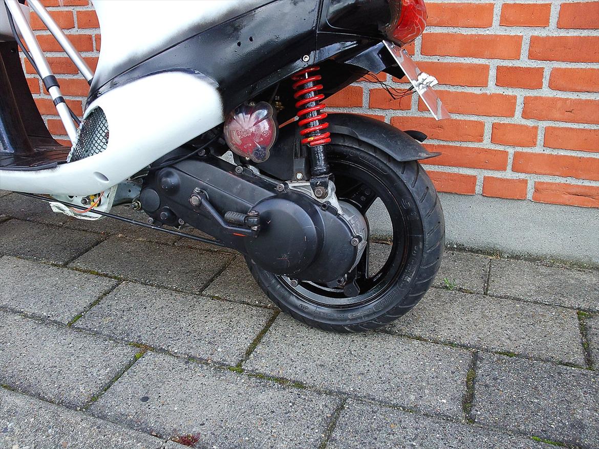 Piaggio Zip gl | Black / White billede 7