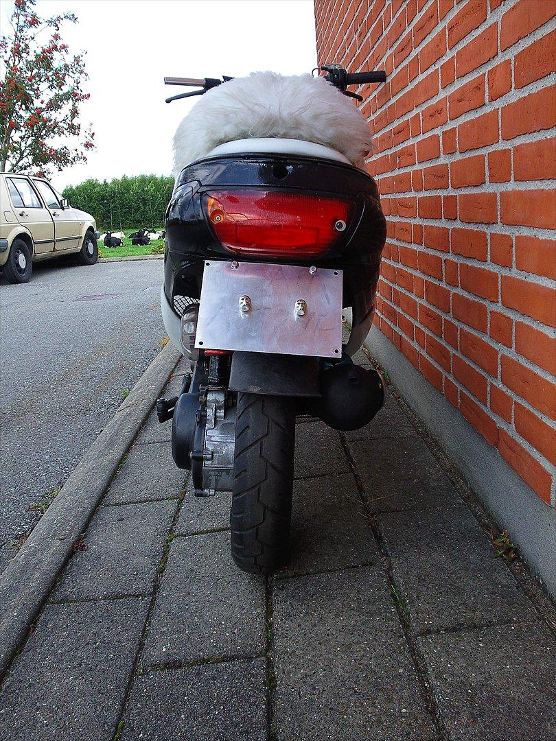 Piaggio Zip gl | Black / White billede 9