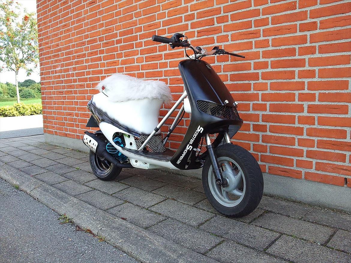 Piaggio Zip gl | Black / White billede 10