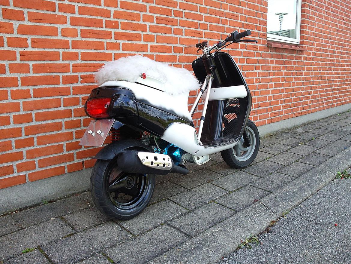 Piaggio Zip gl | Black / White billede 11