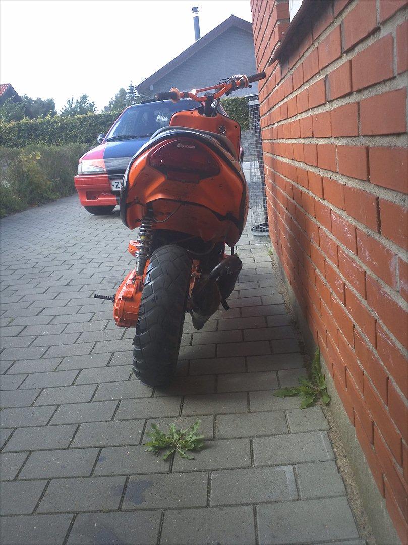 Aprilia rally  Stage6 Racing bytte til senda billede 3