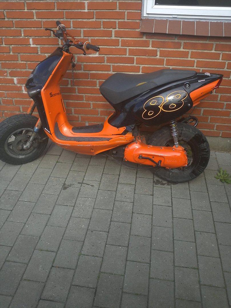 Aprilia rally  Stage6 Racing bytte til senda billede 7