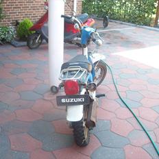 Suzuki fz 50