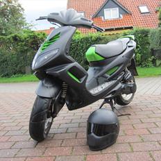 Peugeot speedfight 2  R-cup ac **TIL SALG**