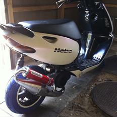 Aprilia Sonic sommer scooter. :) SOLGT!