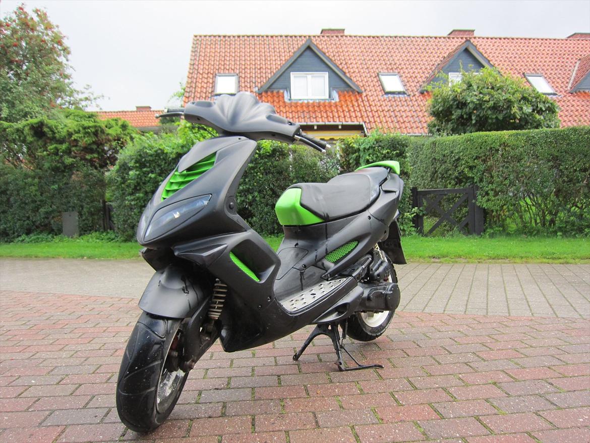 Peugeot speedfight 2  R-cup ac **TIL SALG** billede 2