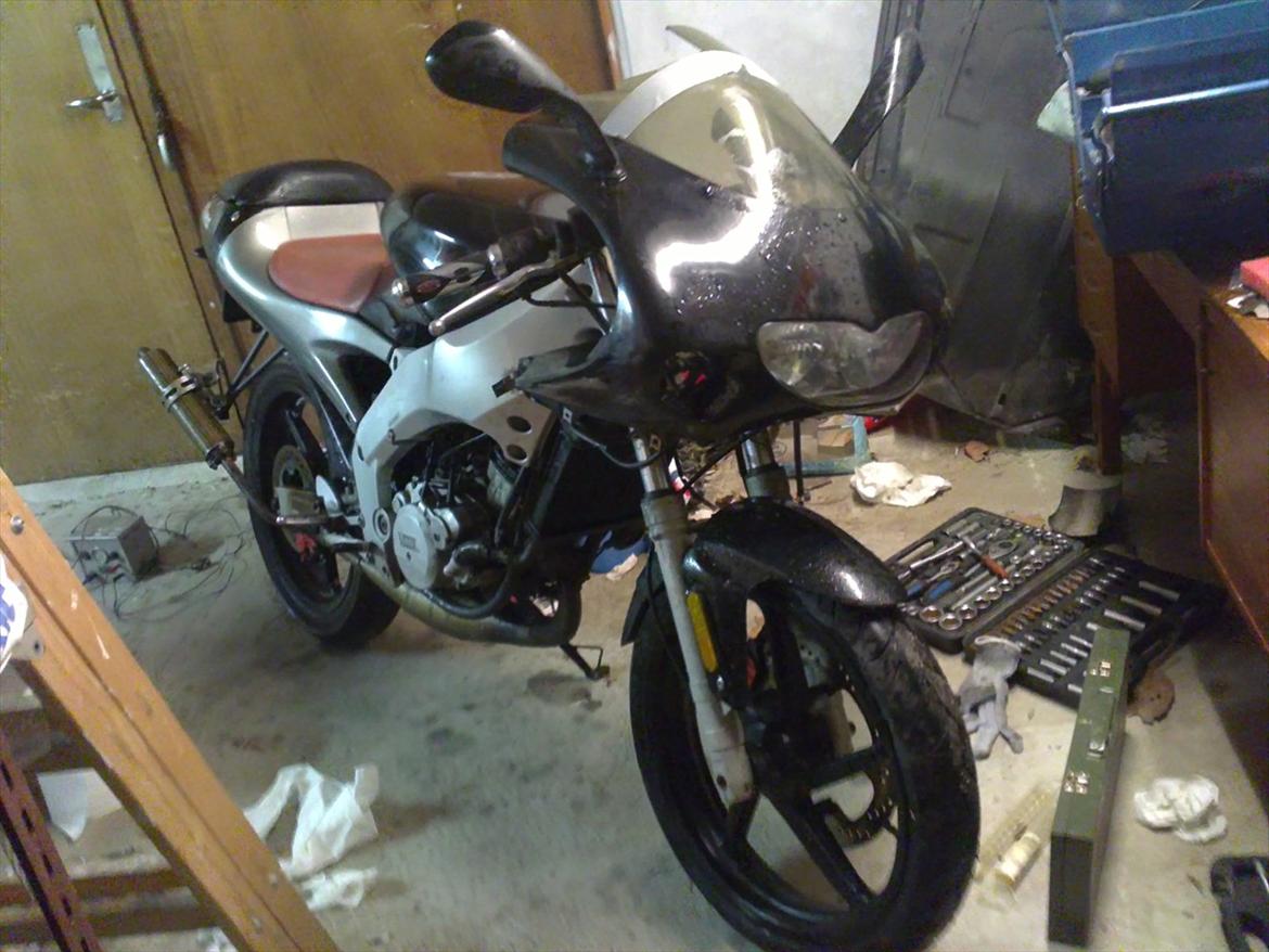 Aprilia RS50 billede 2
