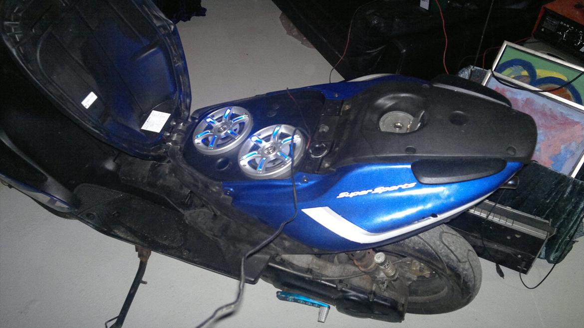 Yamaha Aerox // SOLGT billede 4