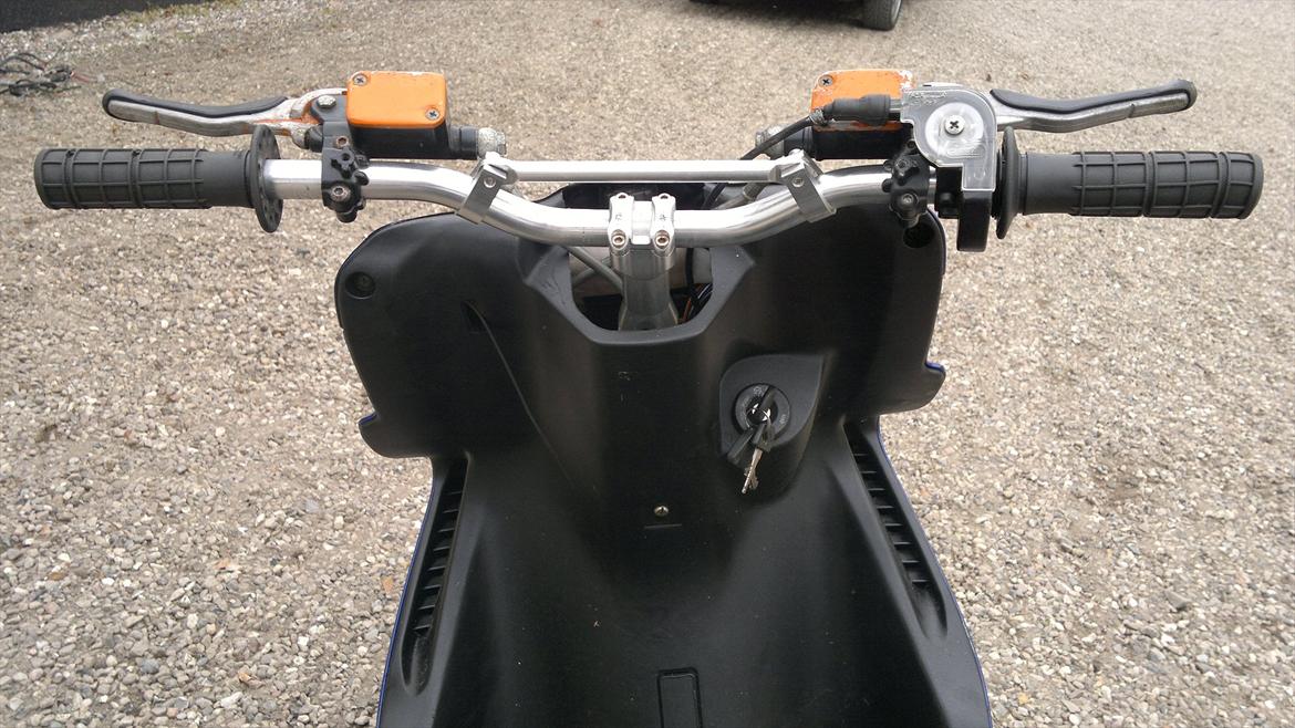 Yamaha Aerox // SOLGT billede 12