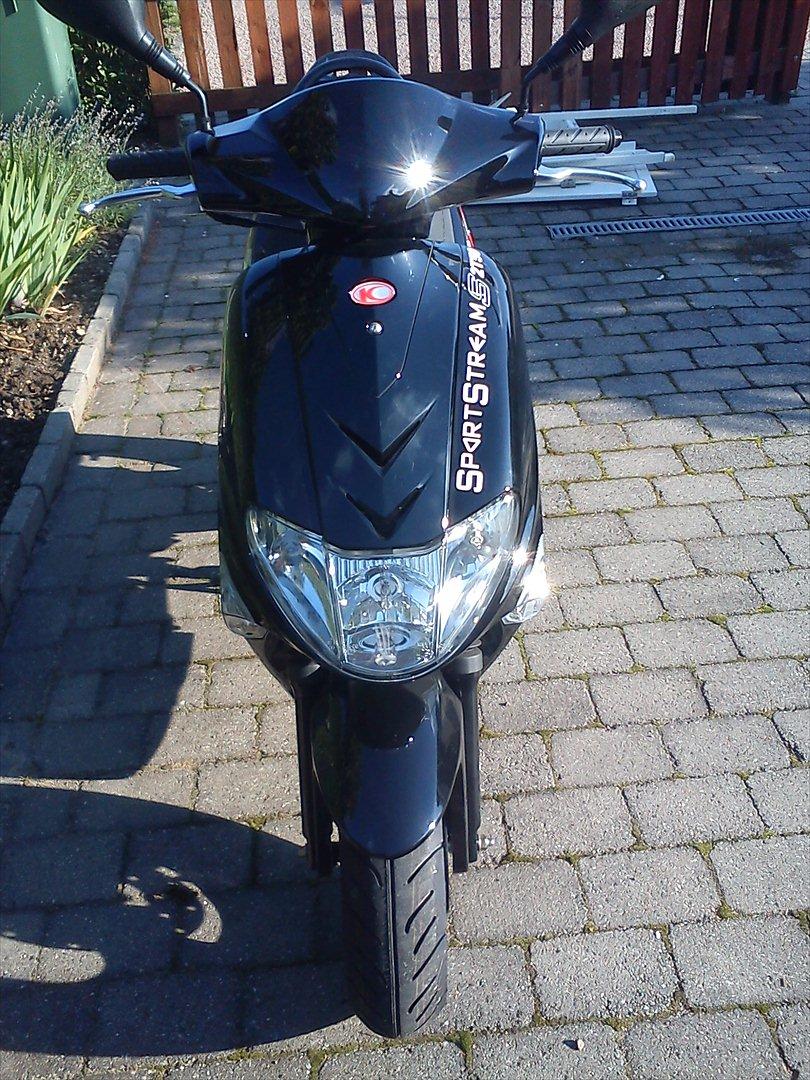 Kymco Vitality 50 2t Sportstream TOTALSKADET billede 2