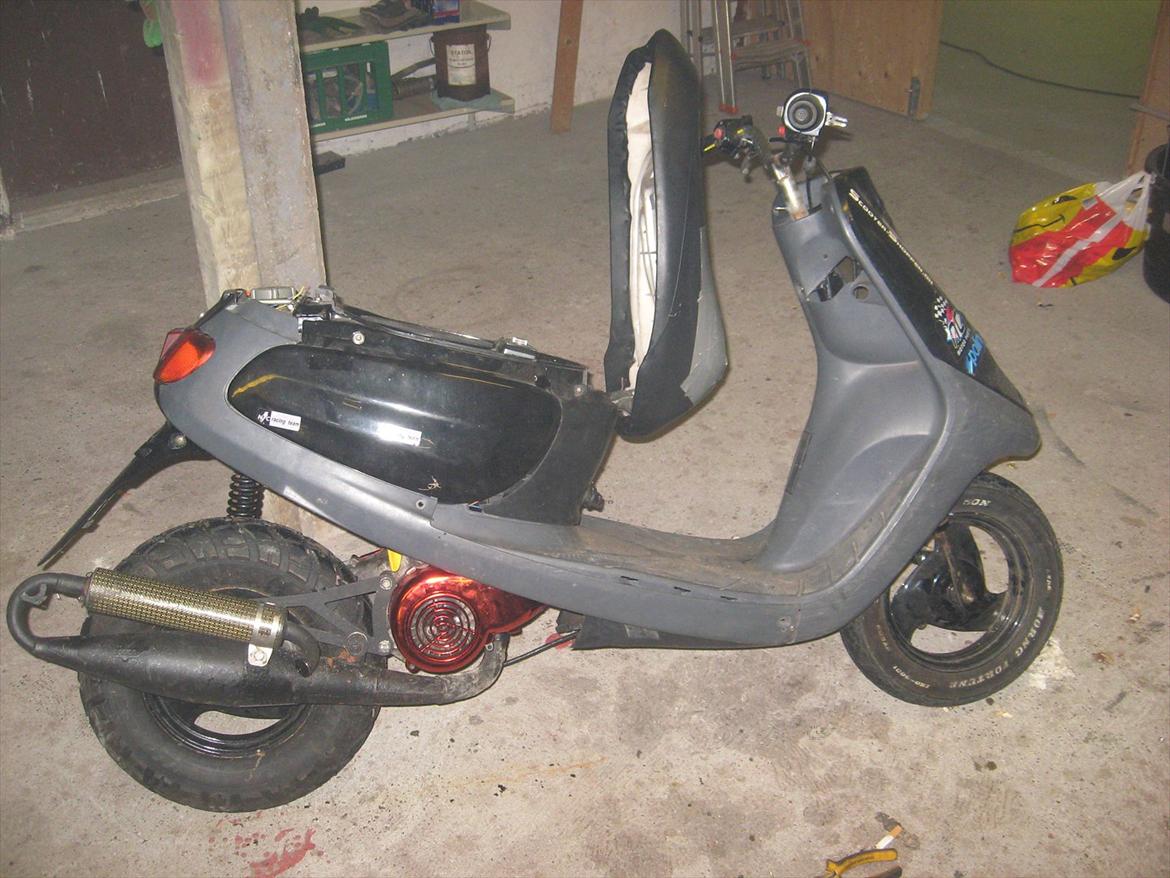 Yamaha yamaha jog space (tidl-scooter) - som den ser ud nu .
 billede 5