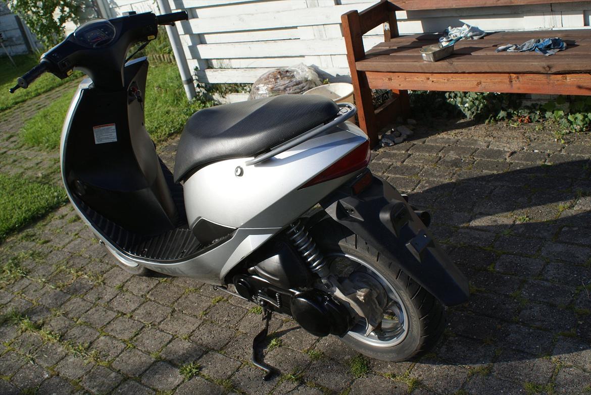 Suzuki estilete billede 4