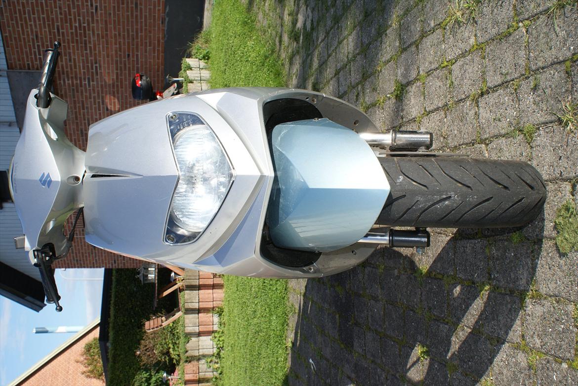 Suzuki estilete billede 6