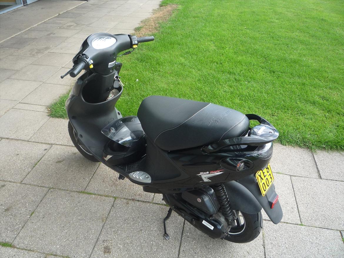 PGO Black Magic billede 7