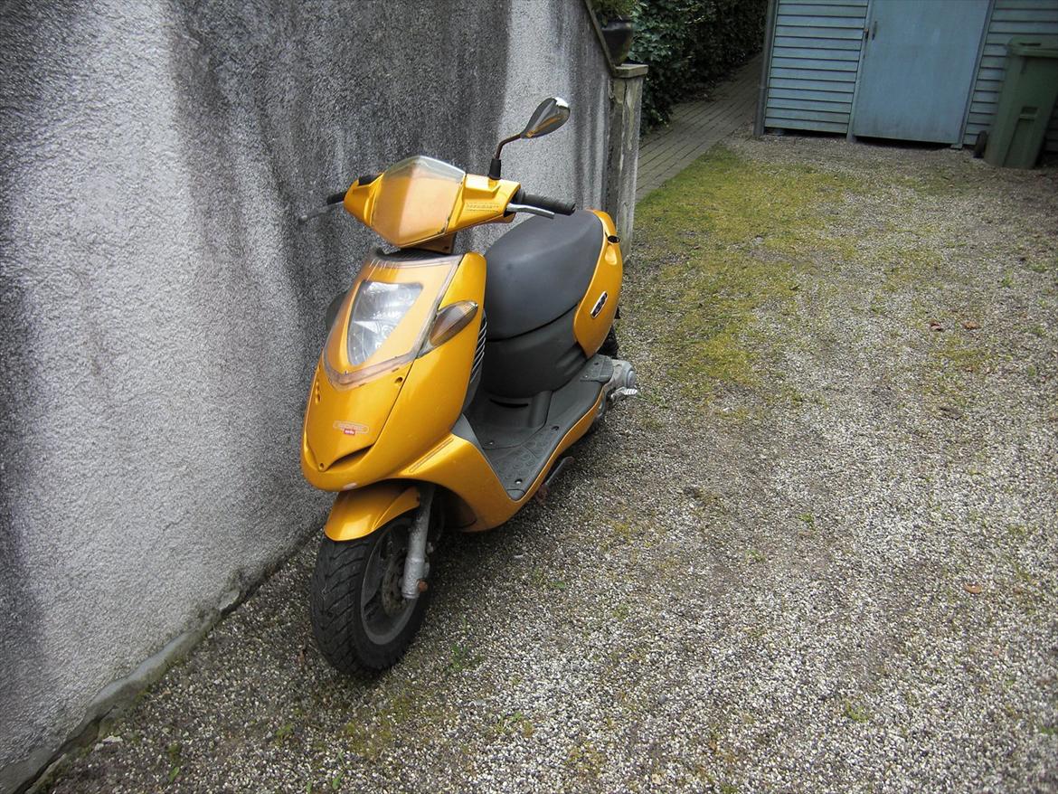 Aprilia Sonic - SOLGT billede 5