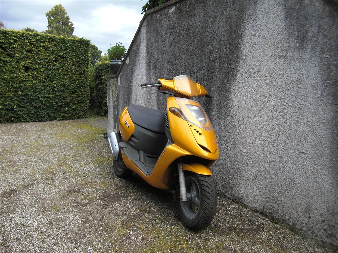 Aprilia Sonic - SOLGT billede 2