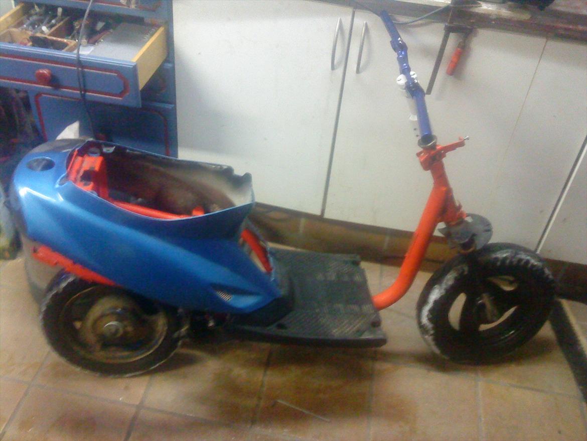 Yamaha jog as - Lige da jeg havde fået den :) billede 2