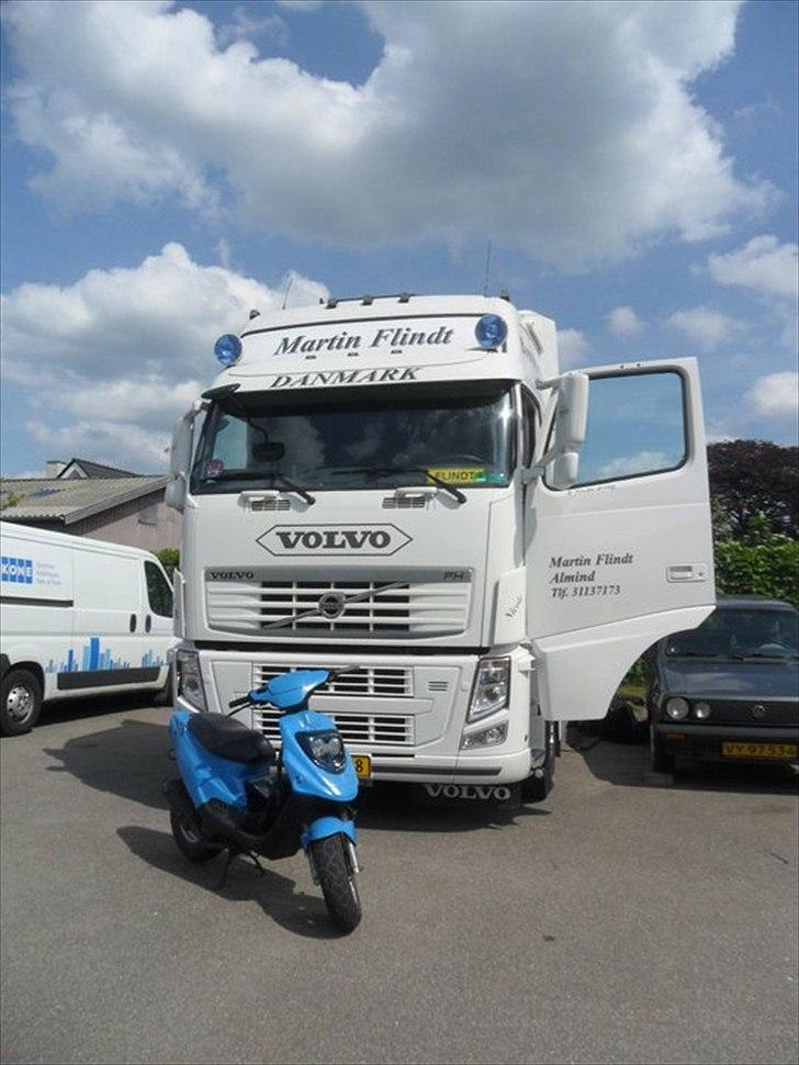 PGO HOT 50 - [Total skadet - blev kørt ned] billede 2