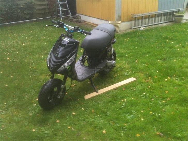 Piaggio New zip Evo2. STJÅLET billede 3