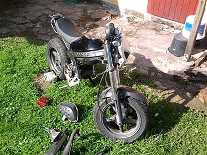 Suzuki Street solgt billede 5