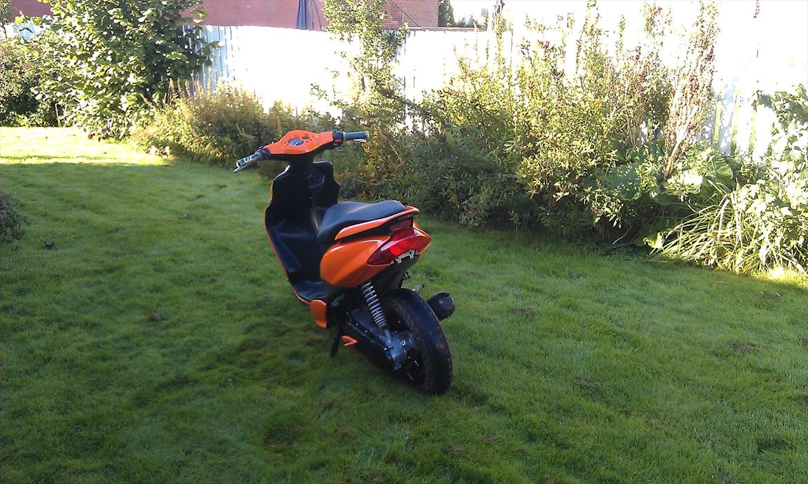 Yamaha Jog R // Standard billede 8