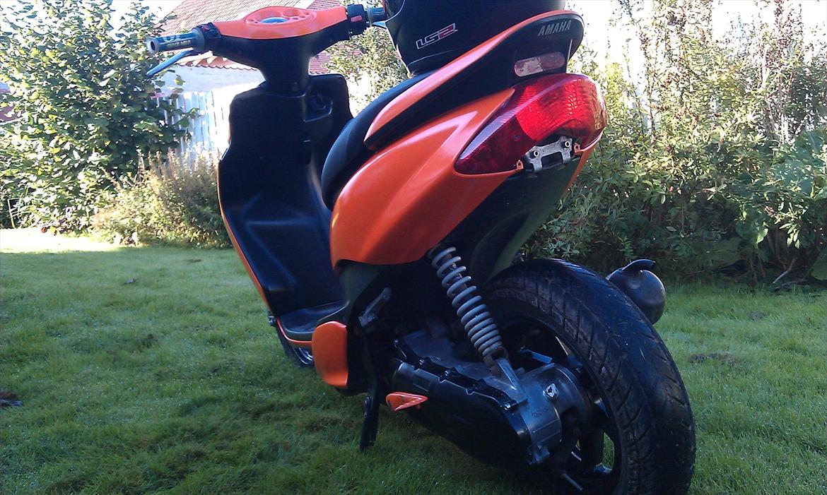 Yamaha Jog R // Standard billede 6