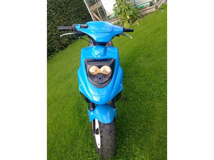 {{currentPhoto.altText}} billede {{currentPhoto.number}}