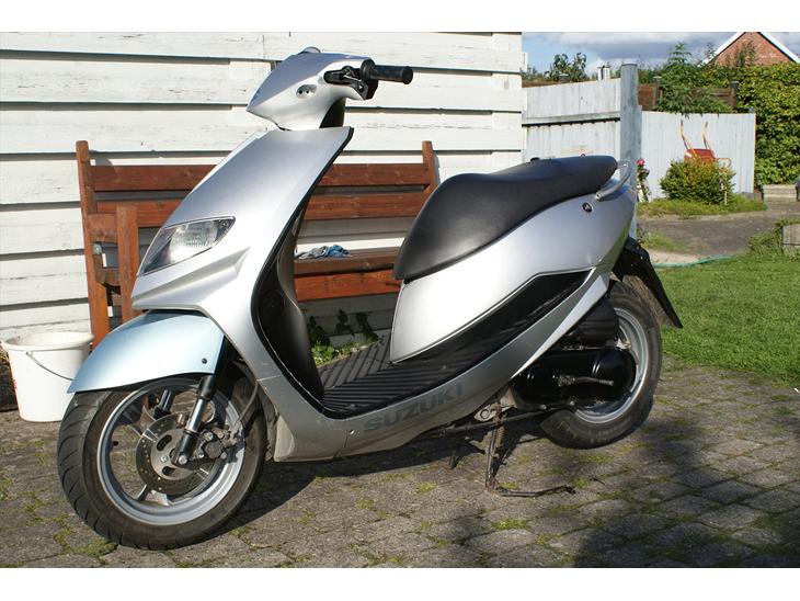 Suzuki estilete billede 1