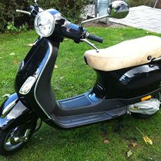 Vespa LX 50