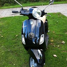 Vespa LX 50