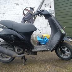 Piaggio ( TIL SALG )New Zip
