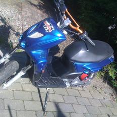 Yamaha slider (tilsalg)
