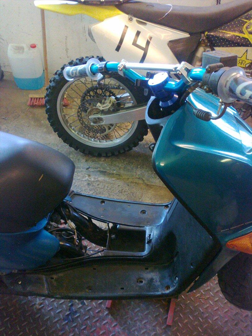 Aprilia rally ac billede 8