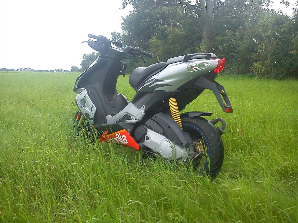 Aprilia SR50 R Factory billede 3