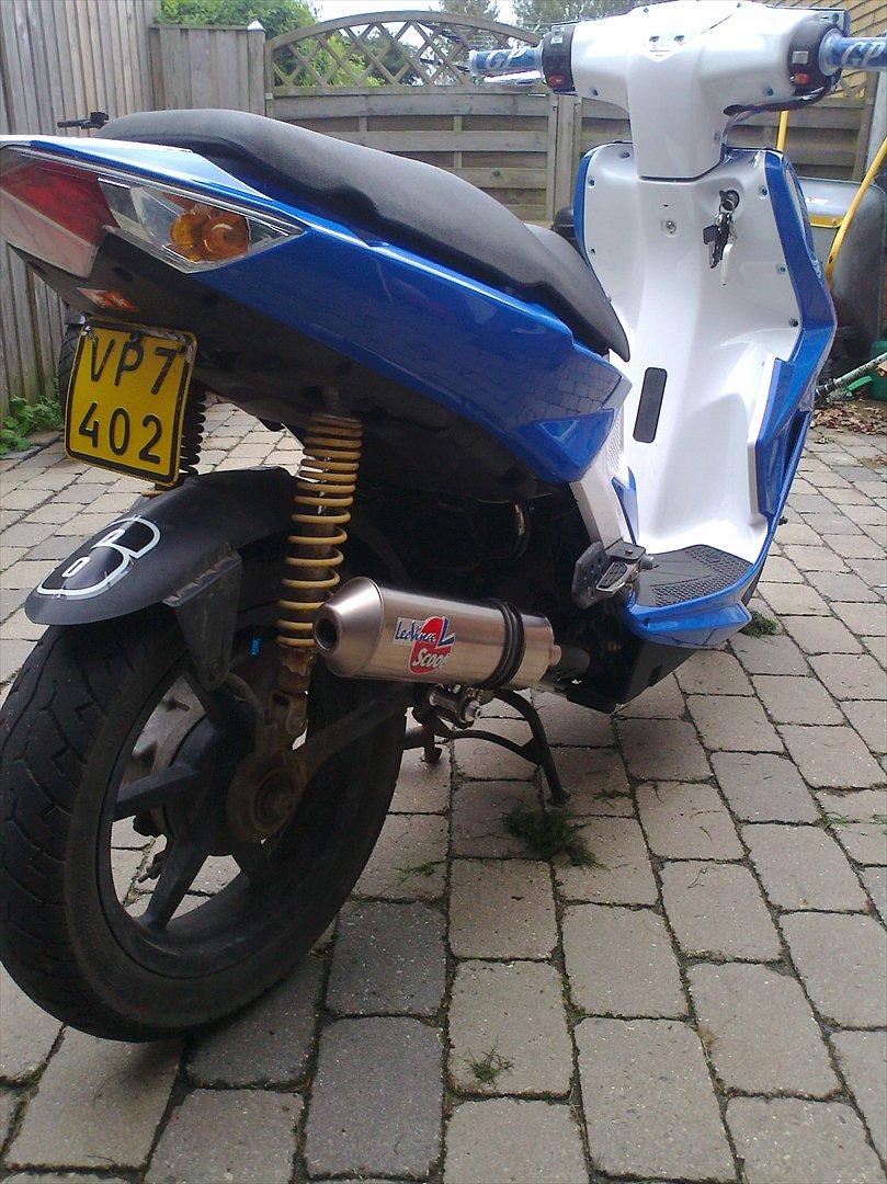 Kymco Super 8 Solgt - Leovince Handmade Udstødning :-P 

& Nummer Plade Og Lidt Klister Mærker billede 7