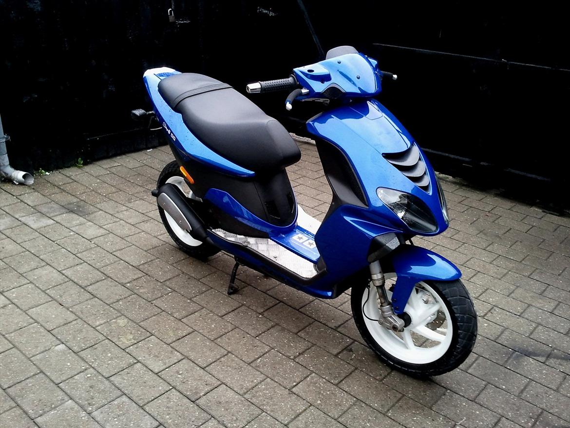 Piaggio Nrg power DT ( solgt )  billede 2