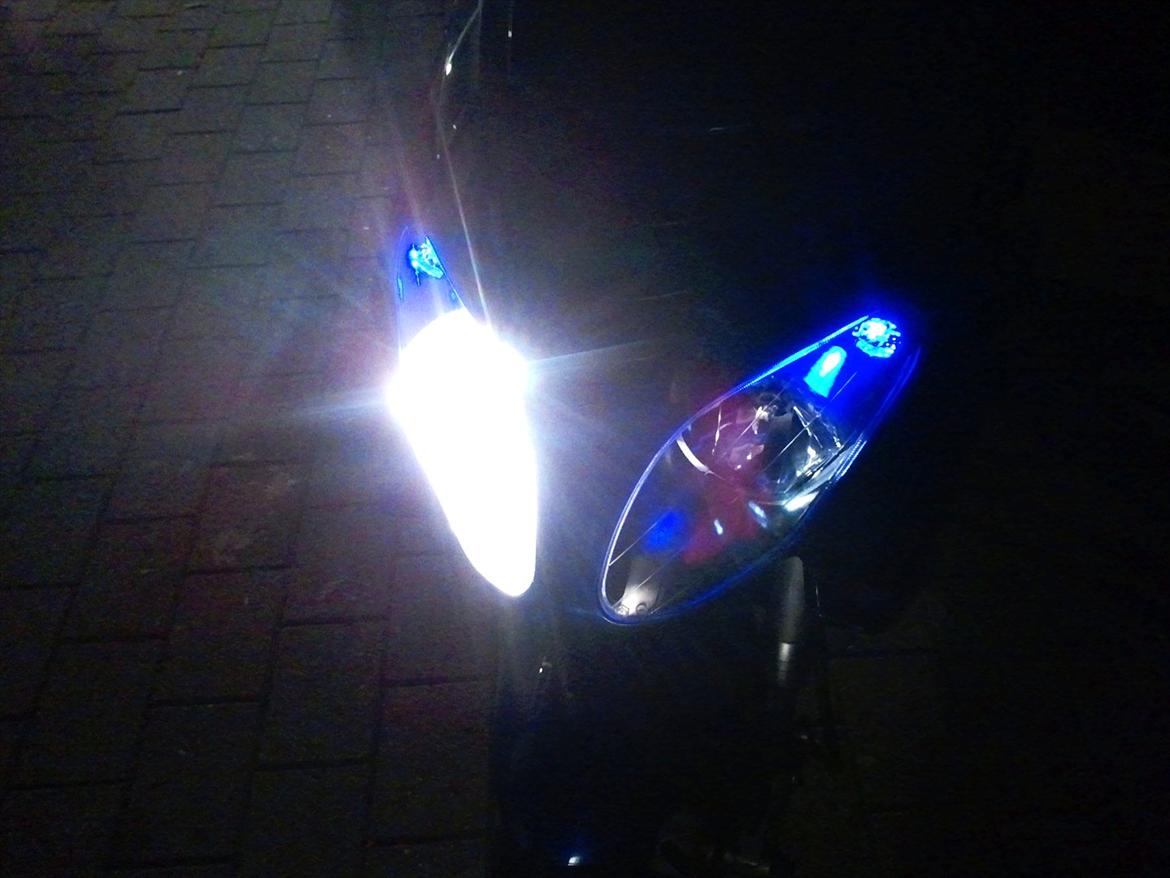 Piaggio Nrg power DT ( solgt )  billede 8