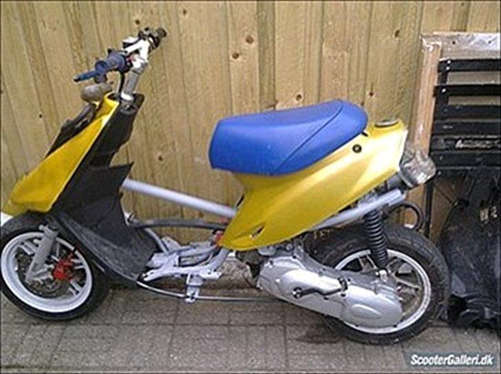 Yamaha jog ts  billede 2
