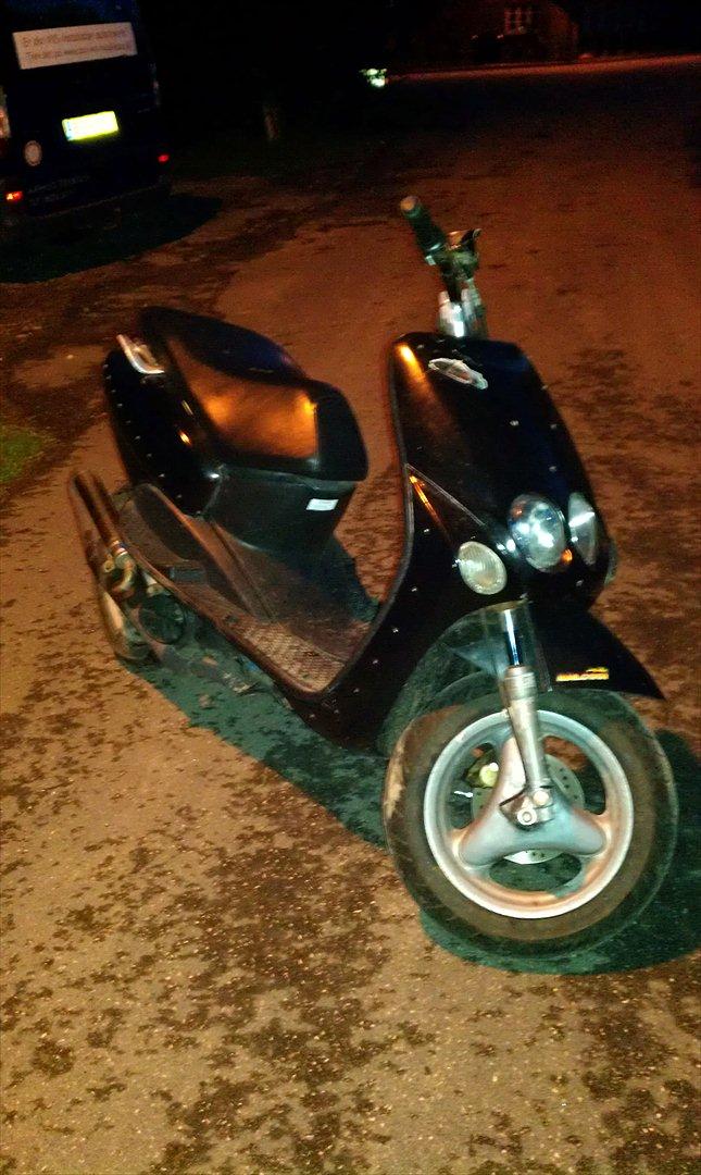 Yamaha neos billede 3